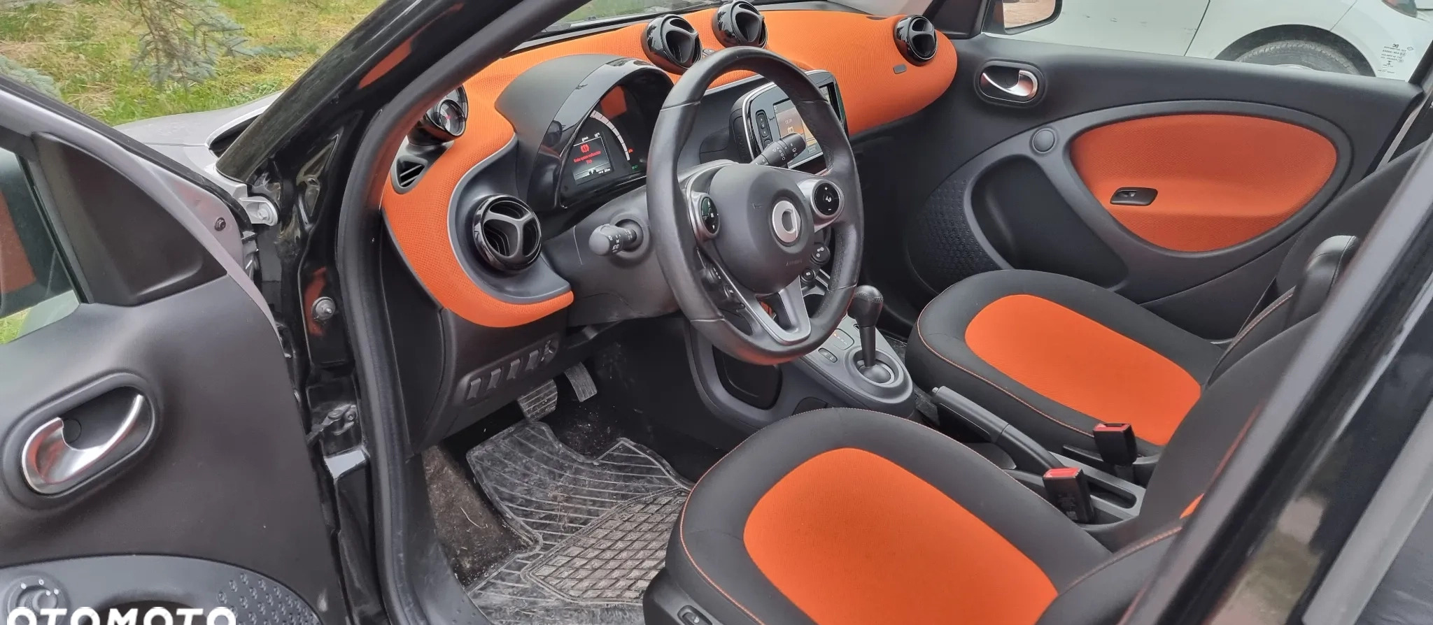 Smart Forfour cena 53000 przebieg: 13600, rok produkcji 2018 z Kwidzyn małe 191